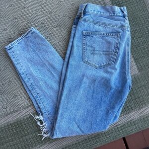 American eagle mom jeans